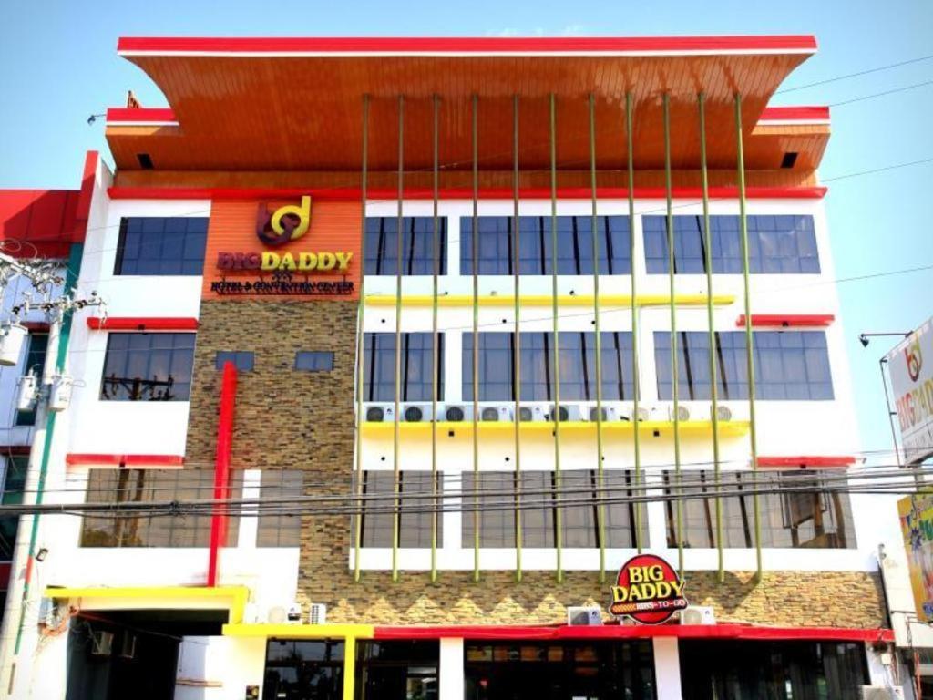 فندق ومركز مؤتمرات بيج دادي Butuan City المظهر الخارجي الصورة