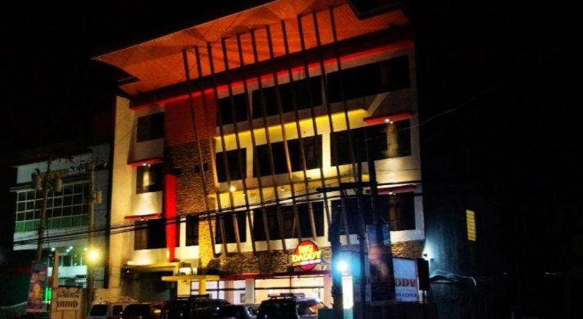 فندق ومركز مؤتمرات بيج دادي Butuan City المظهر الخارجي الصورة