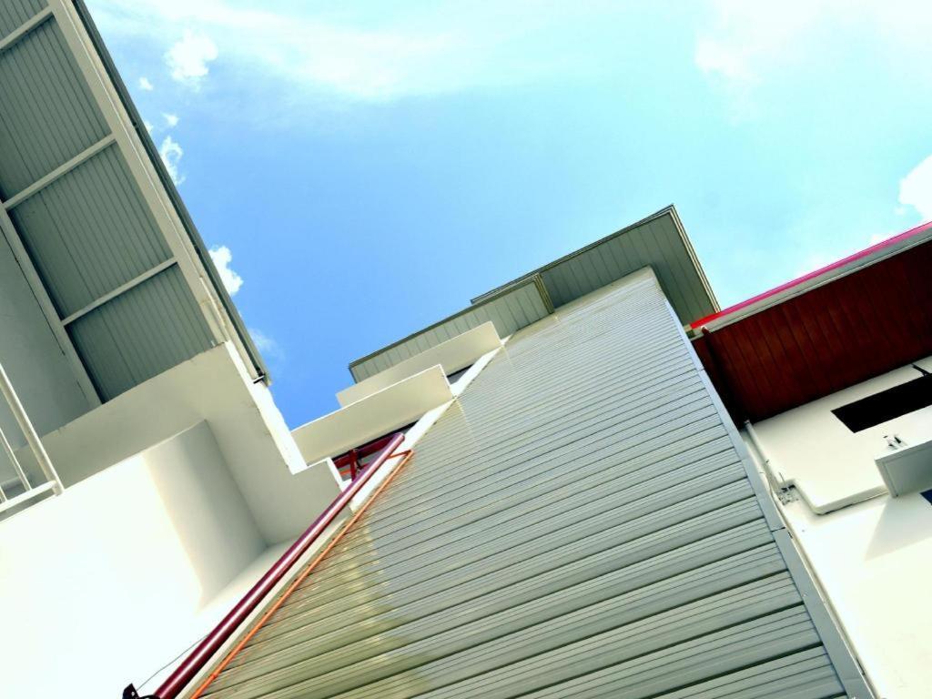 فندق ومركز مؤتمرات بيج دادي Butuan City المظهر الخارجي الصورة